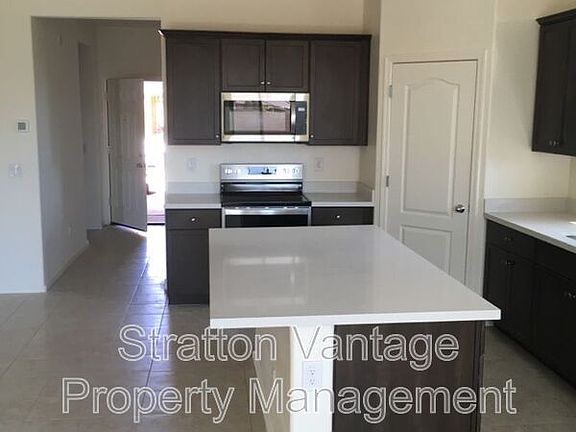 5th image of 1635 E Kingman Pl