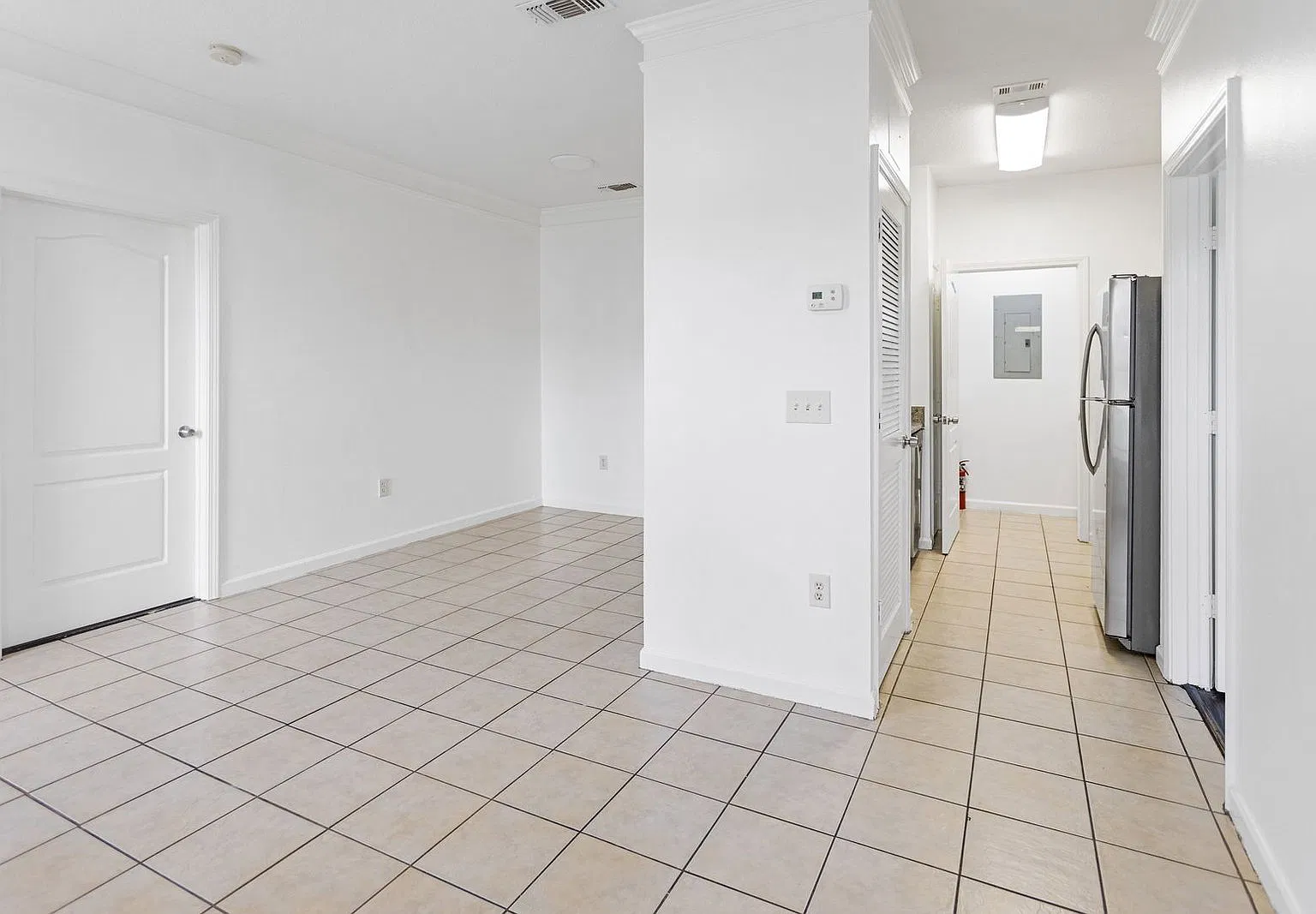 2 bed, 2.0 bath, 983 sqft, $2,000 — Photo 4