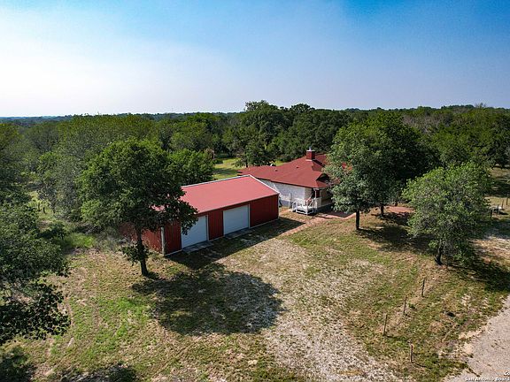 2nd image of 210 County Road 7812