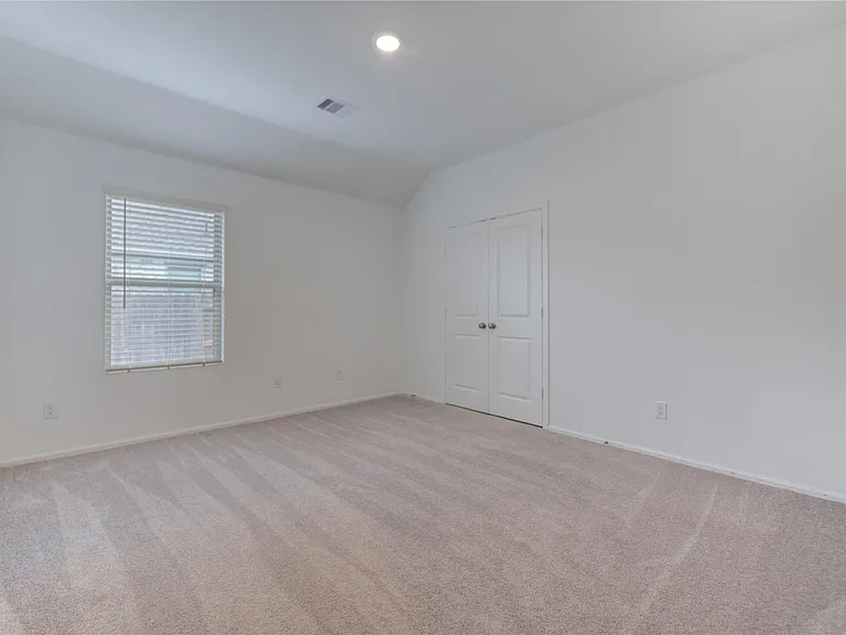 2554 Olivine Stone Dr — Photo 9