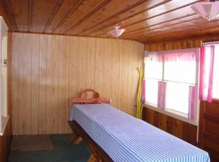 W284N7981 Woodrest Dr, Hartland, WI 53029