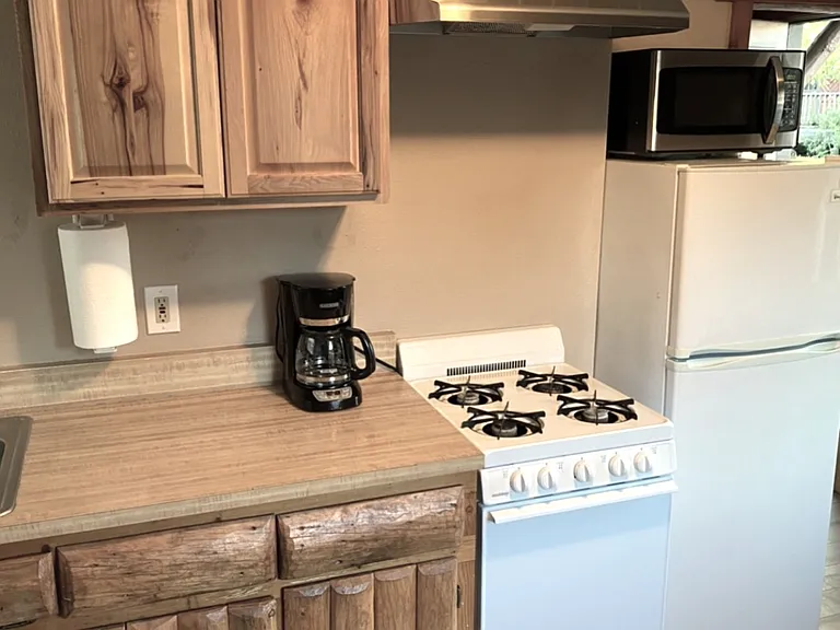 325 Vine St #6 — Photo 6