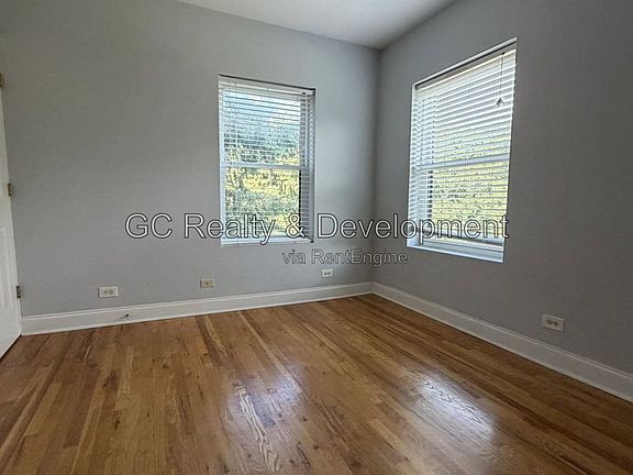 5th image of 702 Reba Pl APT 201