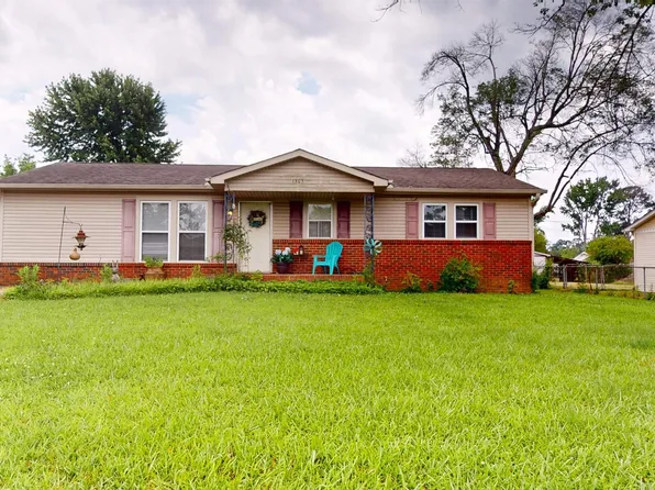 1303 7th Ave, Athens, AL 35611