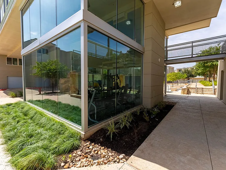 604 N Bluff Dr #127 — Photo 34