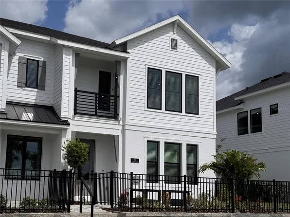 1627 Springwell Ln, Sarasota, FL 34240