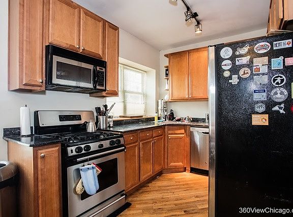 5th image of 3223 N California Ave APT 1