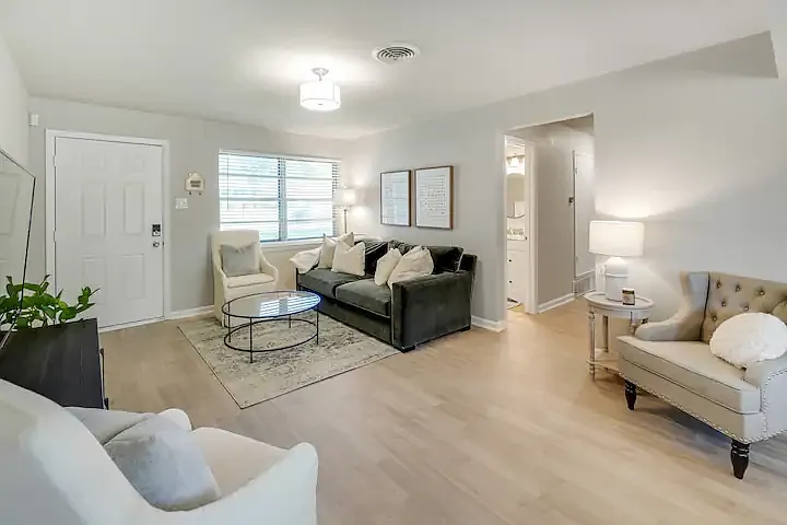 8610 Graywood Dr — Photo 6