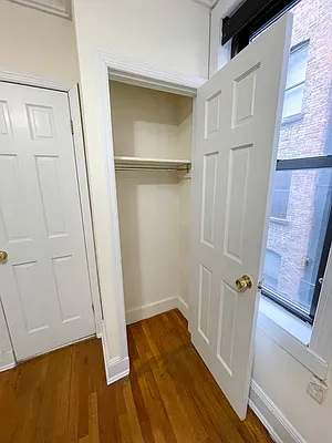 Rented by City Connections Realty | media 14