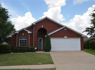 2701 Flint Rock Dr, Fort Worth, TX 76131