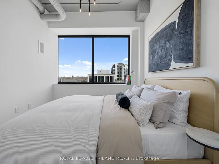 685 Richmond St #209 — Photo 19