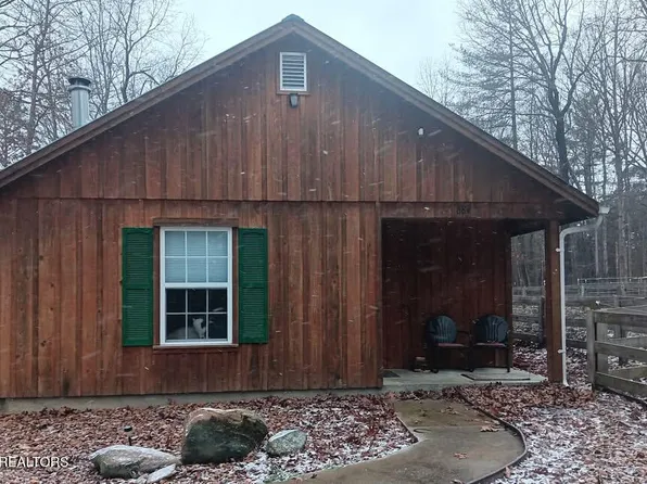 684 Spruce Creek Dr, Jamestown, TN 38556