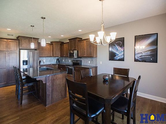 3rd image of 6400 Bridle Ln
