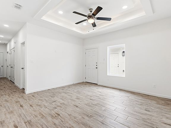 2nd image of 11504 N 25th St #2