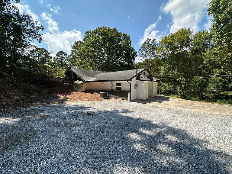 9506 Fuller Rd — Photo 33