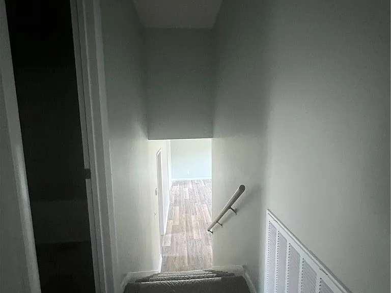 1215 Patrick Dr — Photo 26