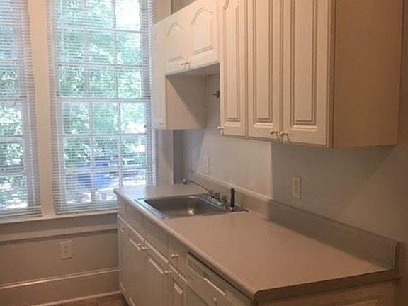 Spacious Kitchen with Dishwasher
