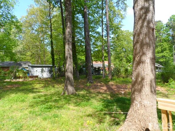 4th image of 5701 Green Bay Dr