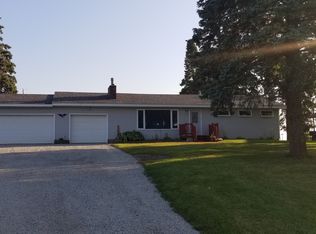 15418 Shieldsville Blvd, Faribault, MN 55021