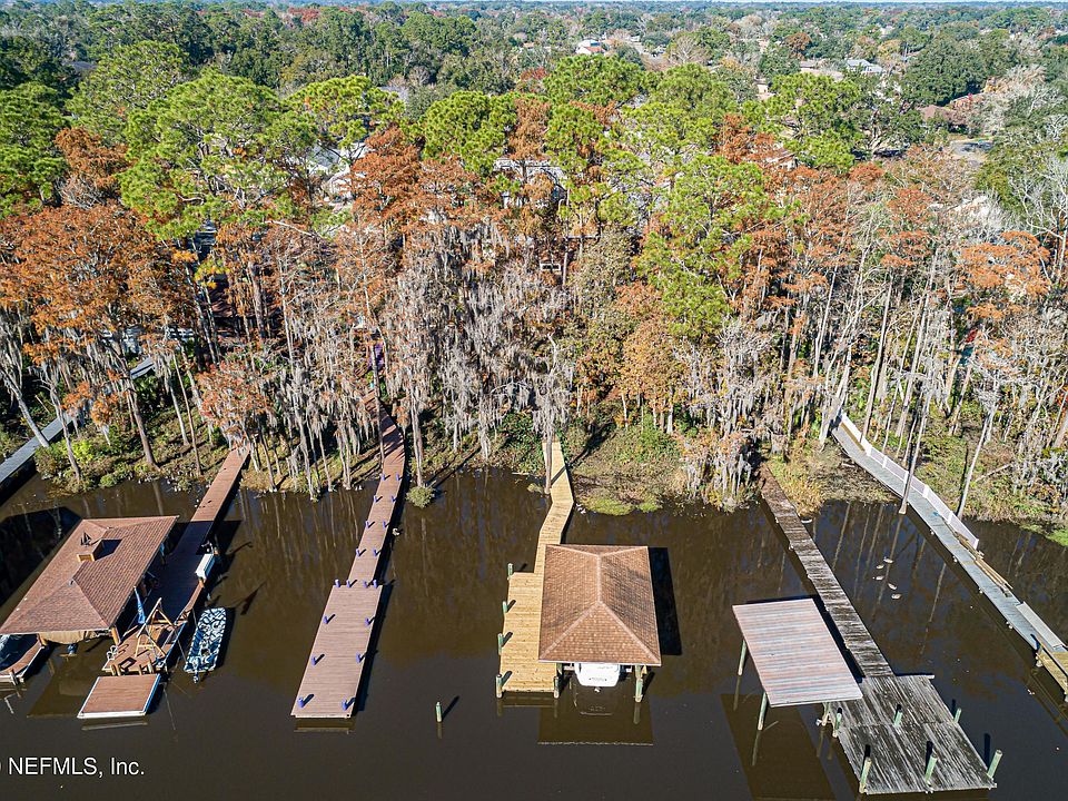 1st image of 5542 Mariners Cove Dr
