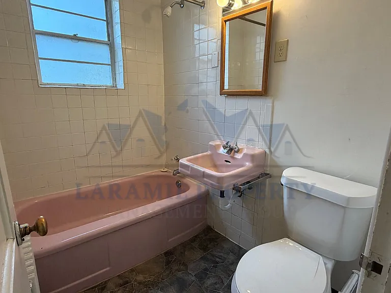 309 S 10th St — Photo 11