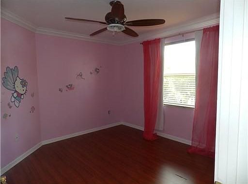 4th image of 16790 SW 14th St