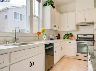 37531 Cape Cod Rd, Newark, CA 94560