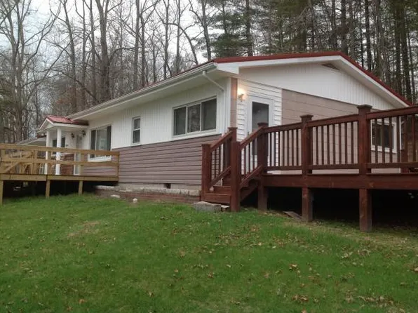 1591 The Lake Rd, Clintwood, VA 24228