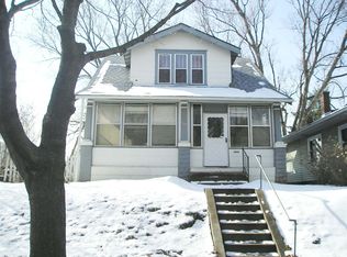 1028 Lawson Ave E, Saint Paul, MN 55106