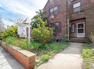 6758 Fleet St, Forest Hills, NY 11375