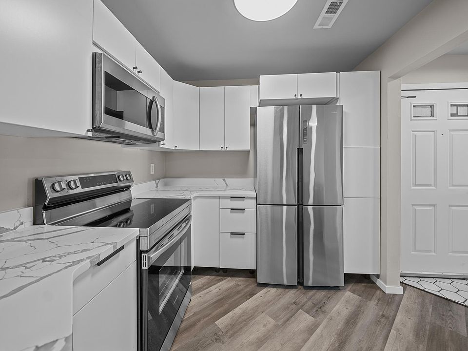 1st image of 1433 Teresa Dr #1433