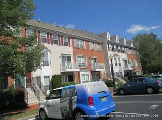 6 Crabapple Ct #52Q, Jersey City, NJ 07305