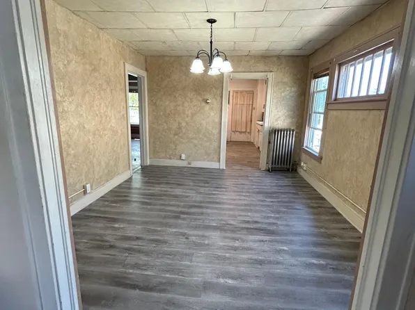 1610 Pine St, Scranton, PA 18510