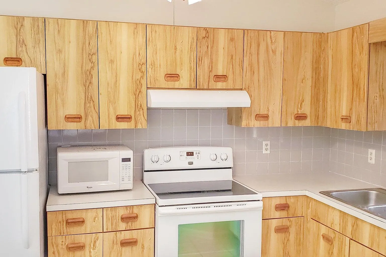 2 bed, 2.0 bath, 1087 sqft, $2,450 — Photo 3