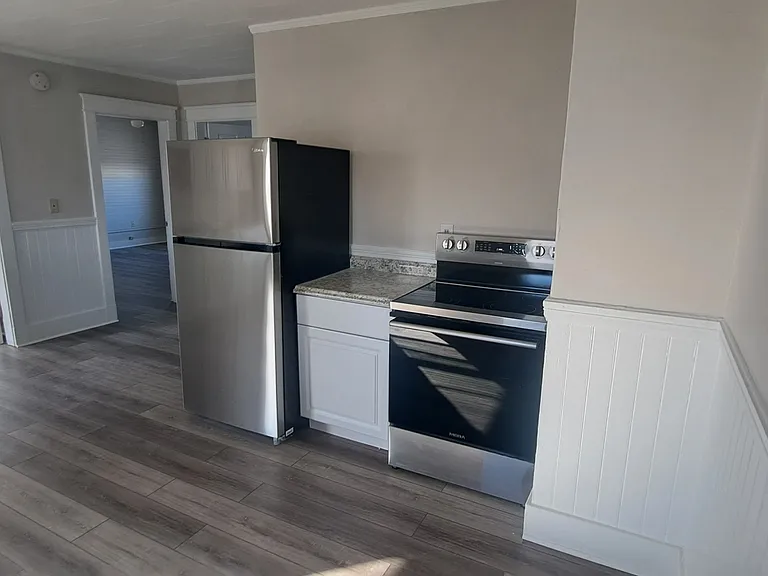 82 Green St #302 — Photo 6