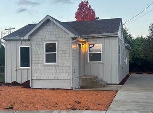 186 SW Rainbow Ave, Dallas, OR 97338