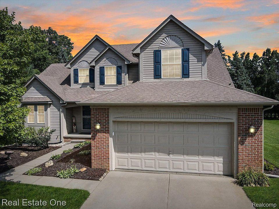 1st image of 2440 Malena Ln