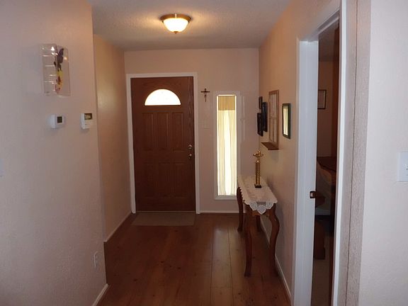 4th image of 2733 Chimney Rock Dr