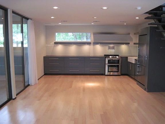 2nd image of 603 Rock Park Dr APT A