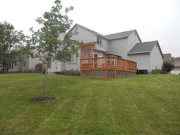 3rd image of 433 Schyler Way