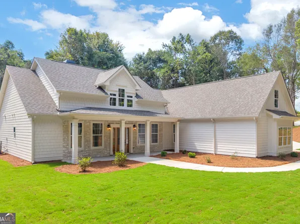 105 Carlan Rd, Commerce, GA 30530