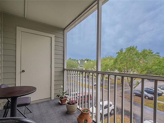 4th image of 5992 Westgate Dr #301-1
