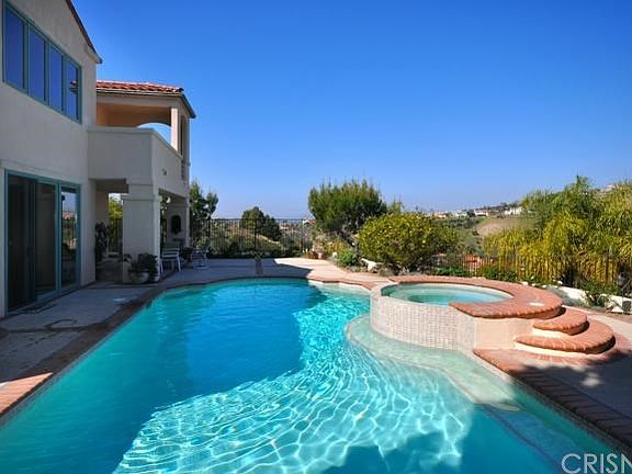 4th image of 24915 Bella Vista Dr