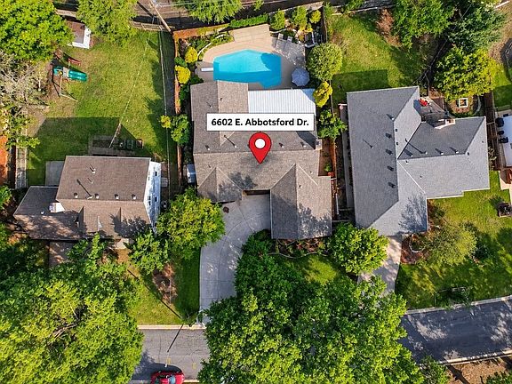 5th image of 6602 Abbotsford Pl