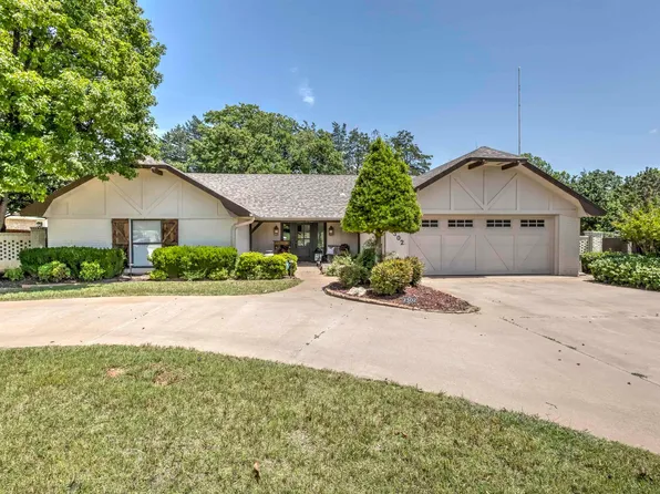 2302 W Club Rd, Duncan, OK 73533