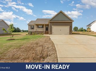 112 Royal Ave, Selma, NC 27576