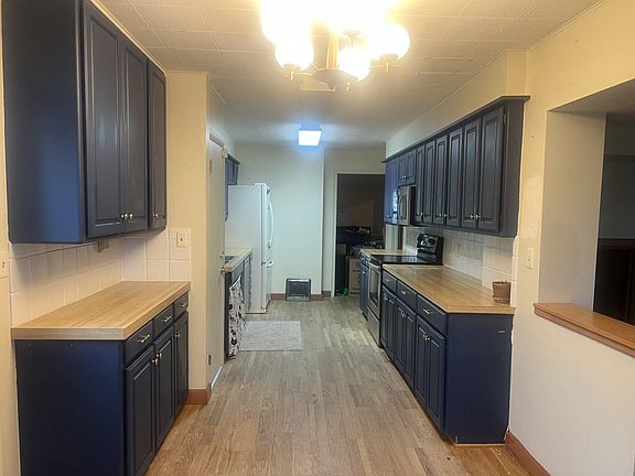 18th image of 1619 Koenigstein Ave