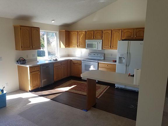 5th image of 3512 N 200th Ave