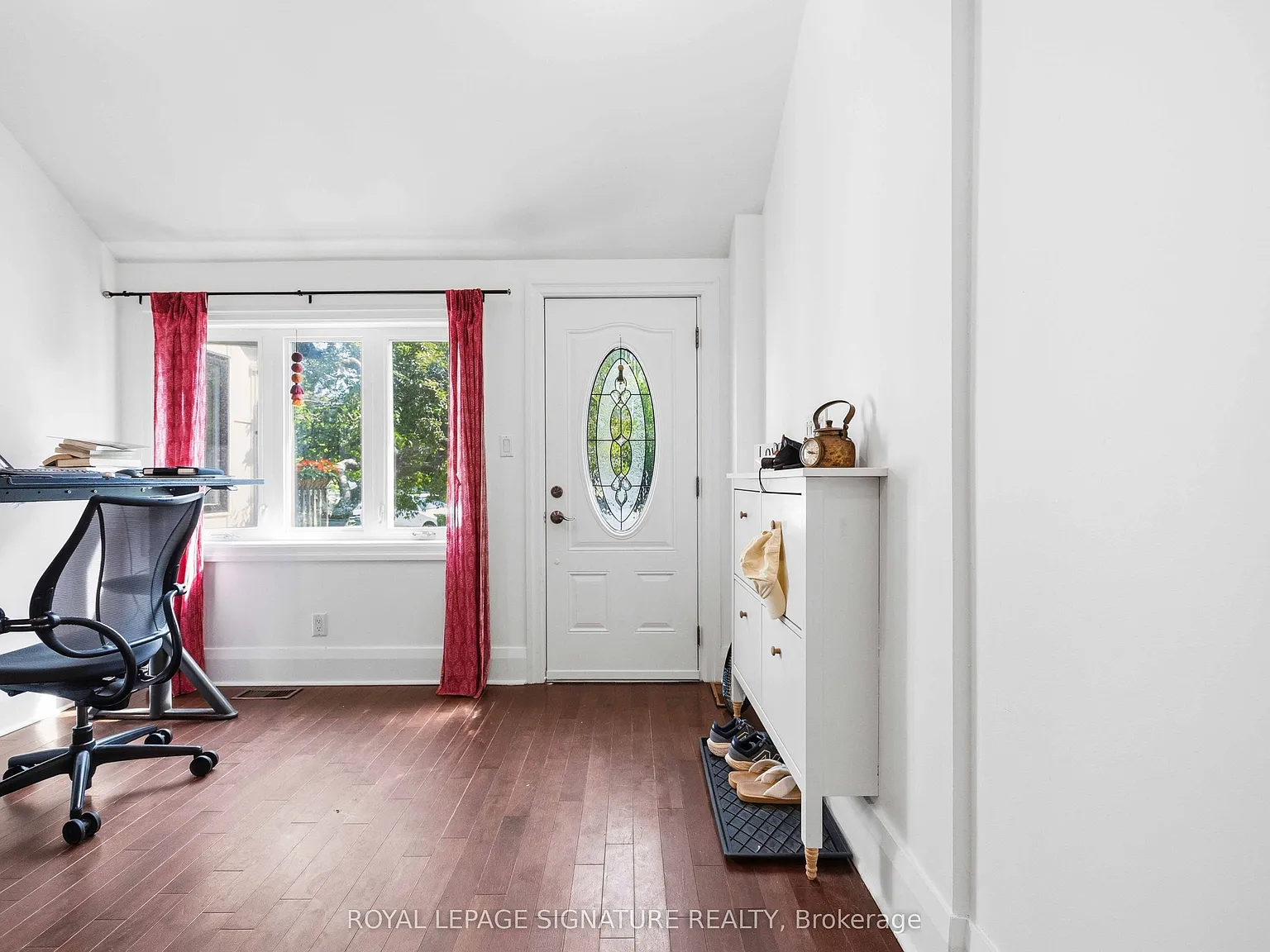 2 bed, $3,500 — Photo 2