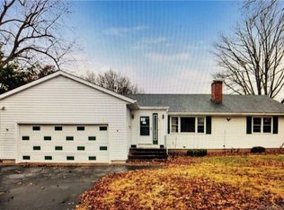 405 Hackmatack St, Manchester, CT 06040